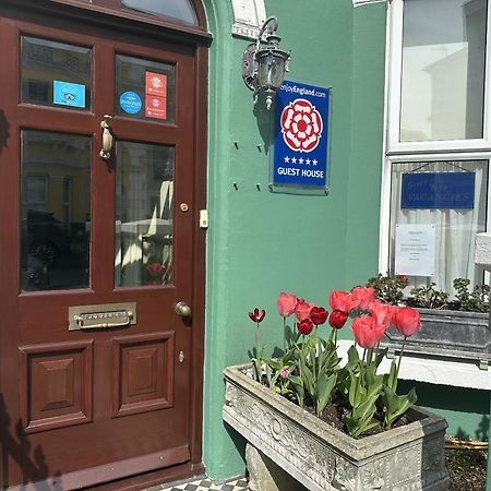 Albert & Victoria Guest House イーストボーン エクステリア 写真