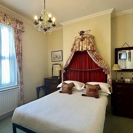 Albert & Victoria Guest House イーストボーン エクステリア 写真
