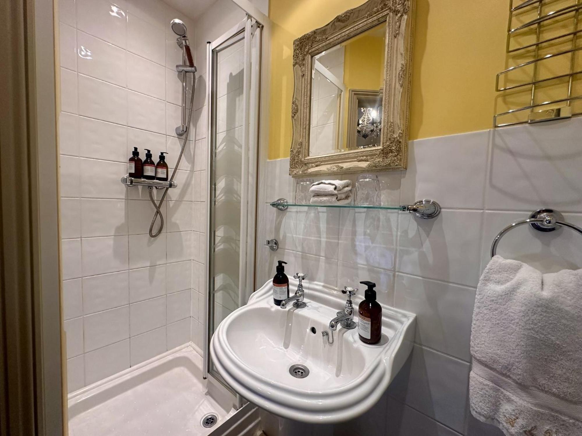 Albert & Victoria Guest House イーストボーン 部屋 写真