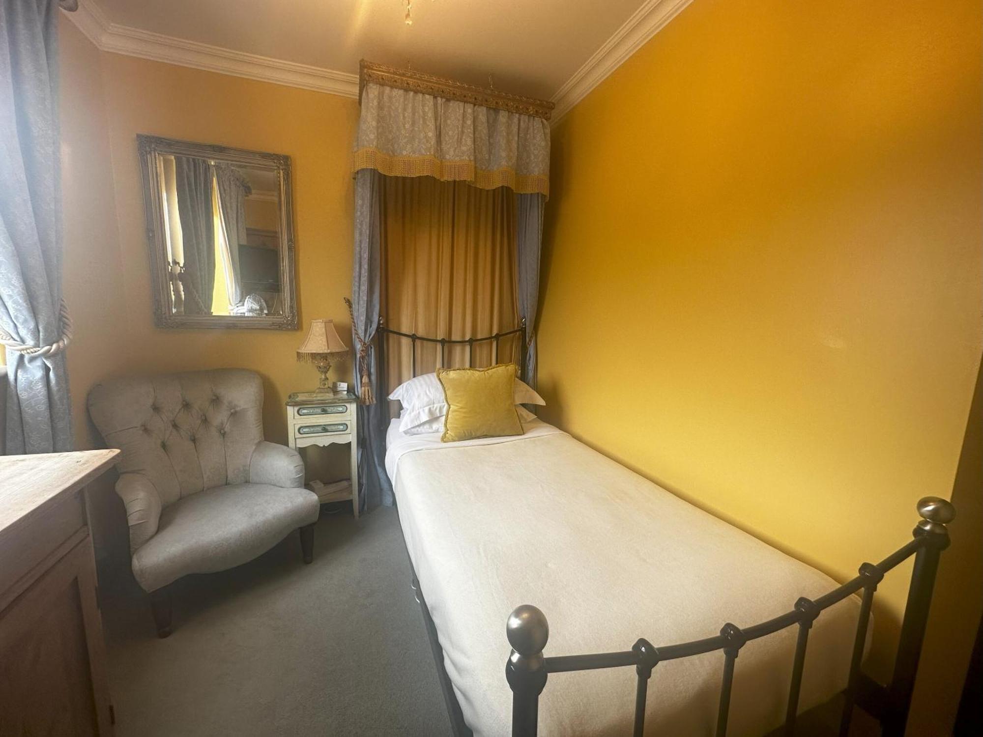 Albert & Victoria Guest House イーストボーン エクステリア 写真