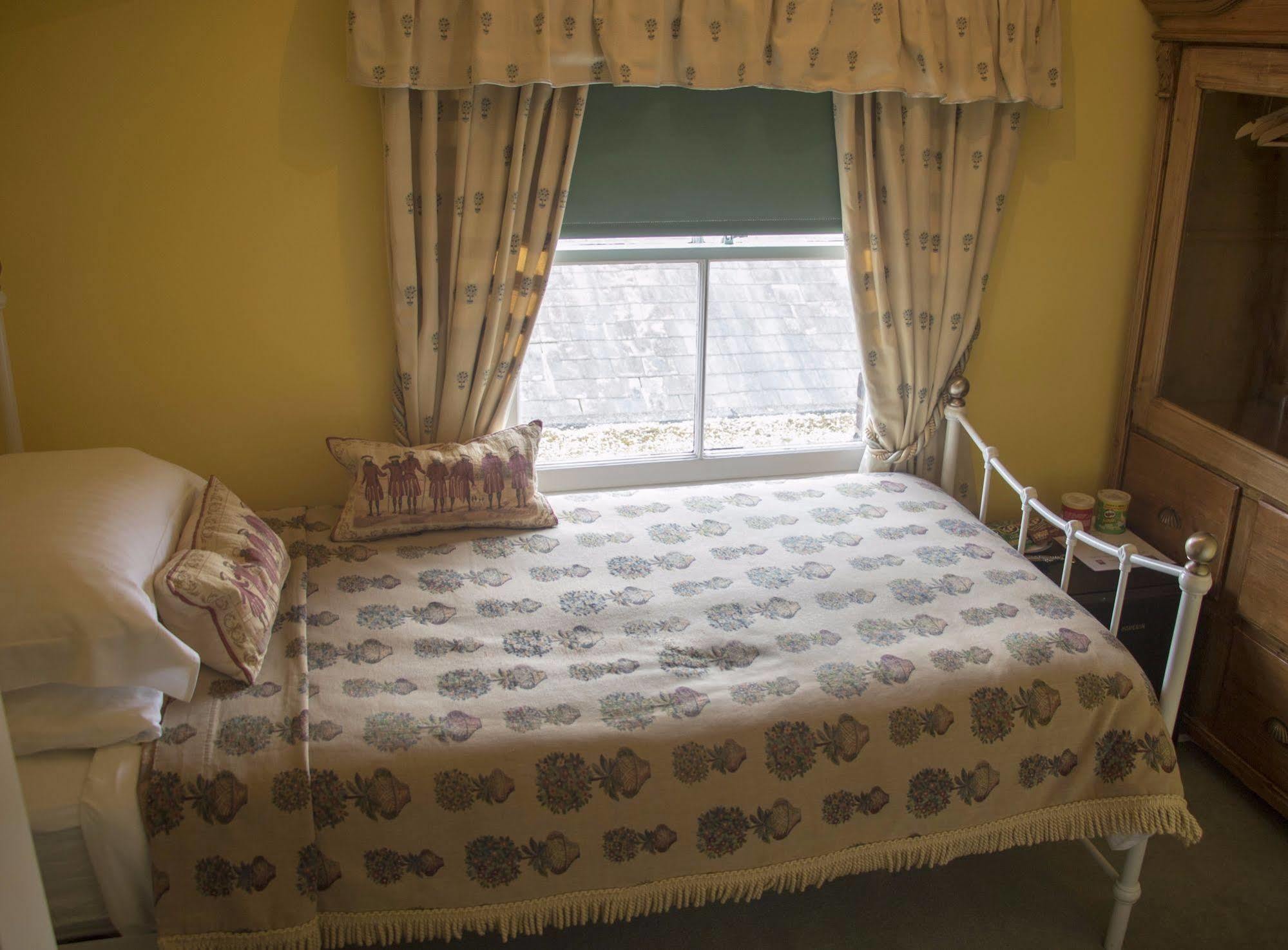 Albert & Victoria Guest House イーストボーン エクステリア 写真